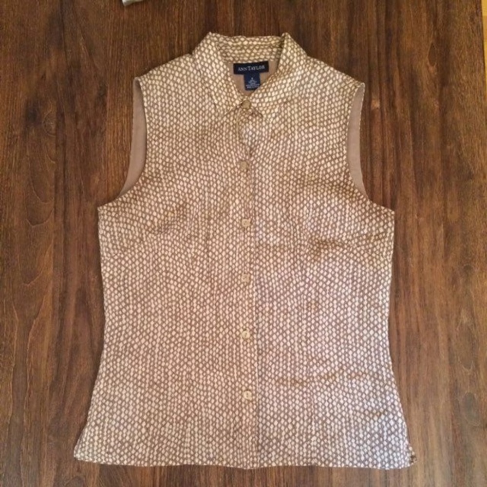 🛍BOGO Ann Taylor Sleeveless Top Silk Lined